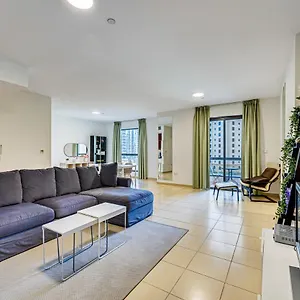 big-apartment-in-murjan-jbr-near-the-beach.dubaihotelsoffers.com/